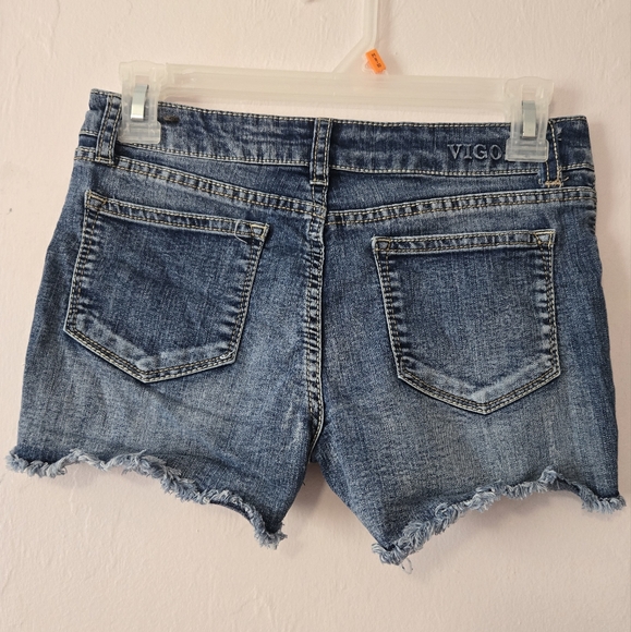 Vigoss Embroidered Shorts - Picture 2 of 5